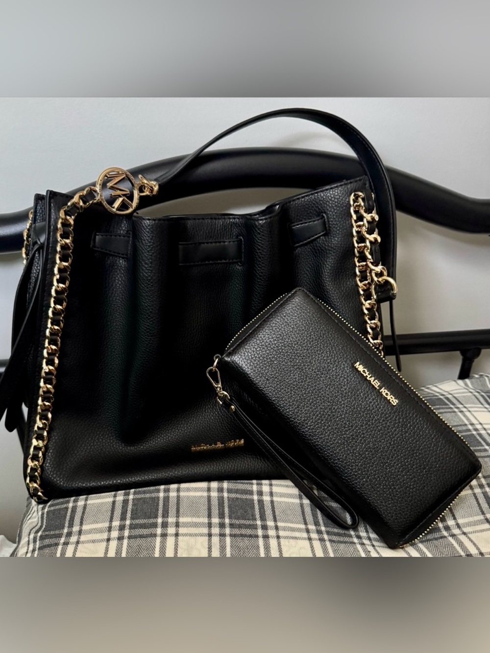 Michael Kors Black Pebbled Shoulder Bag with Gold Chain & Matching Wristlet